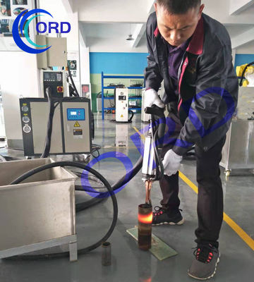 अच्छा दाम केबल 40M पोर्टेबल इंडक्शन हीटिंग मशीन 415V हैंडहेल्ड इंडस्ट्रियल इंडक्शन हीटर ऑनलाइन