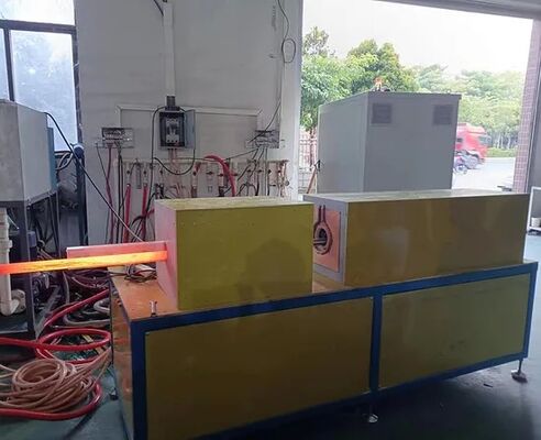 औद्योगिक धातु प्रसंस्करण के लिए जल शीतलन प्रणाली और तेज ताप गति के साथ 600KW प्रेरण फोर्जिंग उपकरण