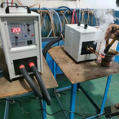 अच्छा दाम विघटन, कठोरता, मिलाप के लिए UHF-20kw अल्ट्राहाई फ्रीक्वेंसी इंडक्शन हीटिंग मशीन ऑनलाइन