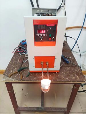 अच्छा दाम अल्ट्राहाई फ्रीक्वेंसी इंडक्शन हीटिंग मशीन UF-06A ऑनलाइन