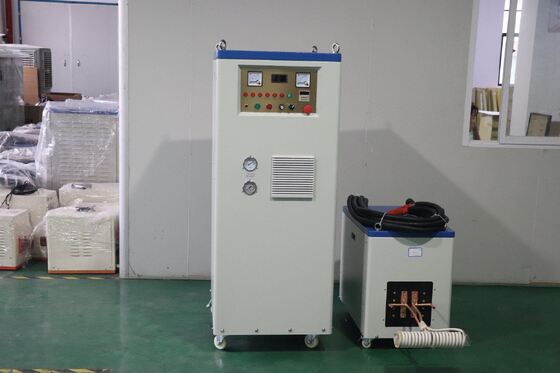 अच्छा दाम 3 चरण 380V 440V इंडक्शन शमन मशीन डीएसपी एमएफ 200KW धातु भागों के कठोर करने के लिए औद्योगिक गर्मी उपचार उपकरण ऑनलाइन